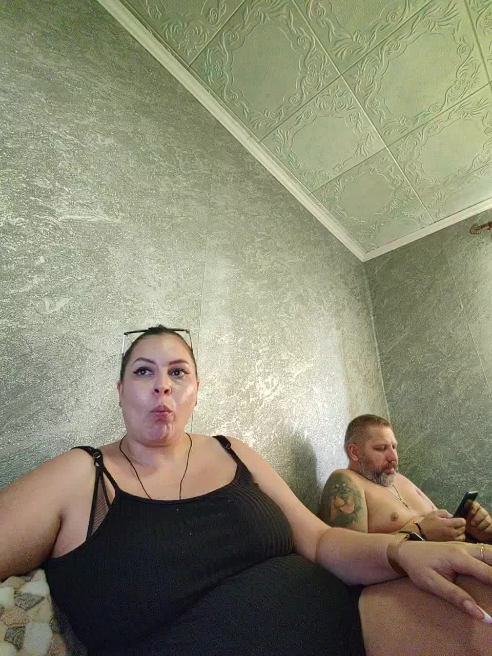 Cleopatra1990 Live Sex December 17, 2025