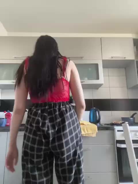 TUYA2 Live Sex December 14, 2025