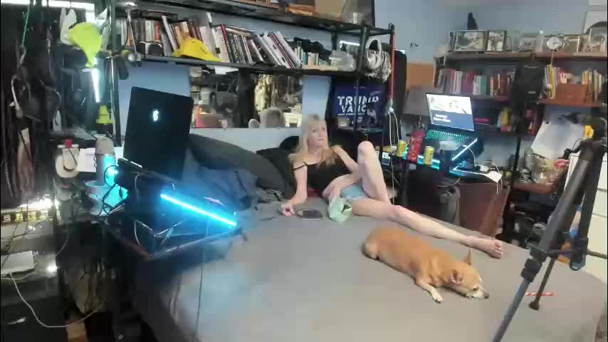 pink_black Live Sex December 18, 2025