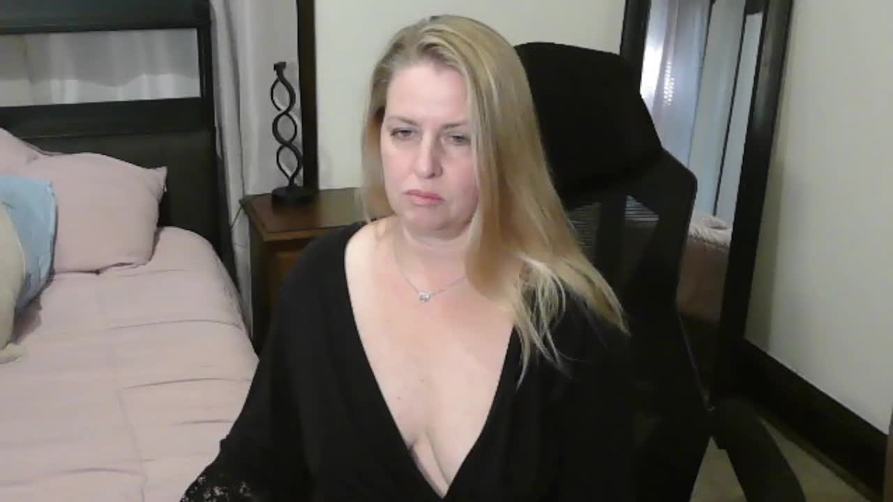 Holliekate Live Sex 2025.11.05