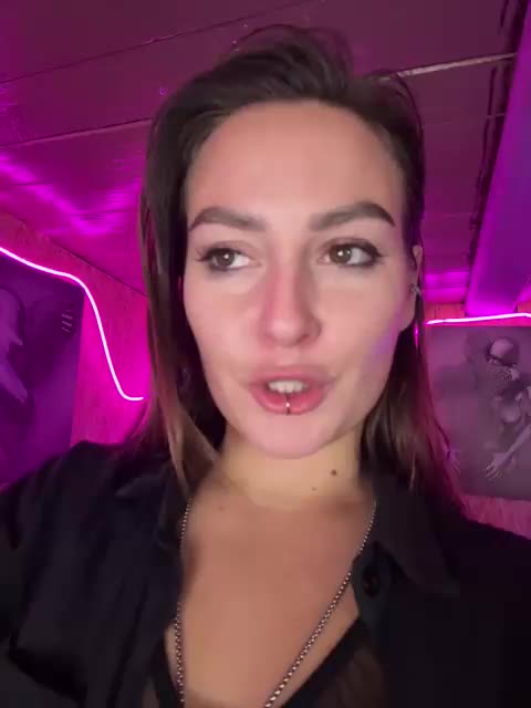 Mini-Molly69x Live Sex December 13, 2025