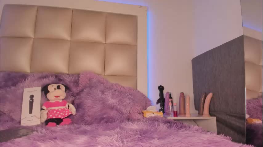 juliana_js_ Live Sex December 13, 2025