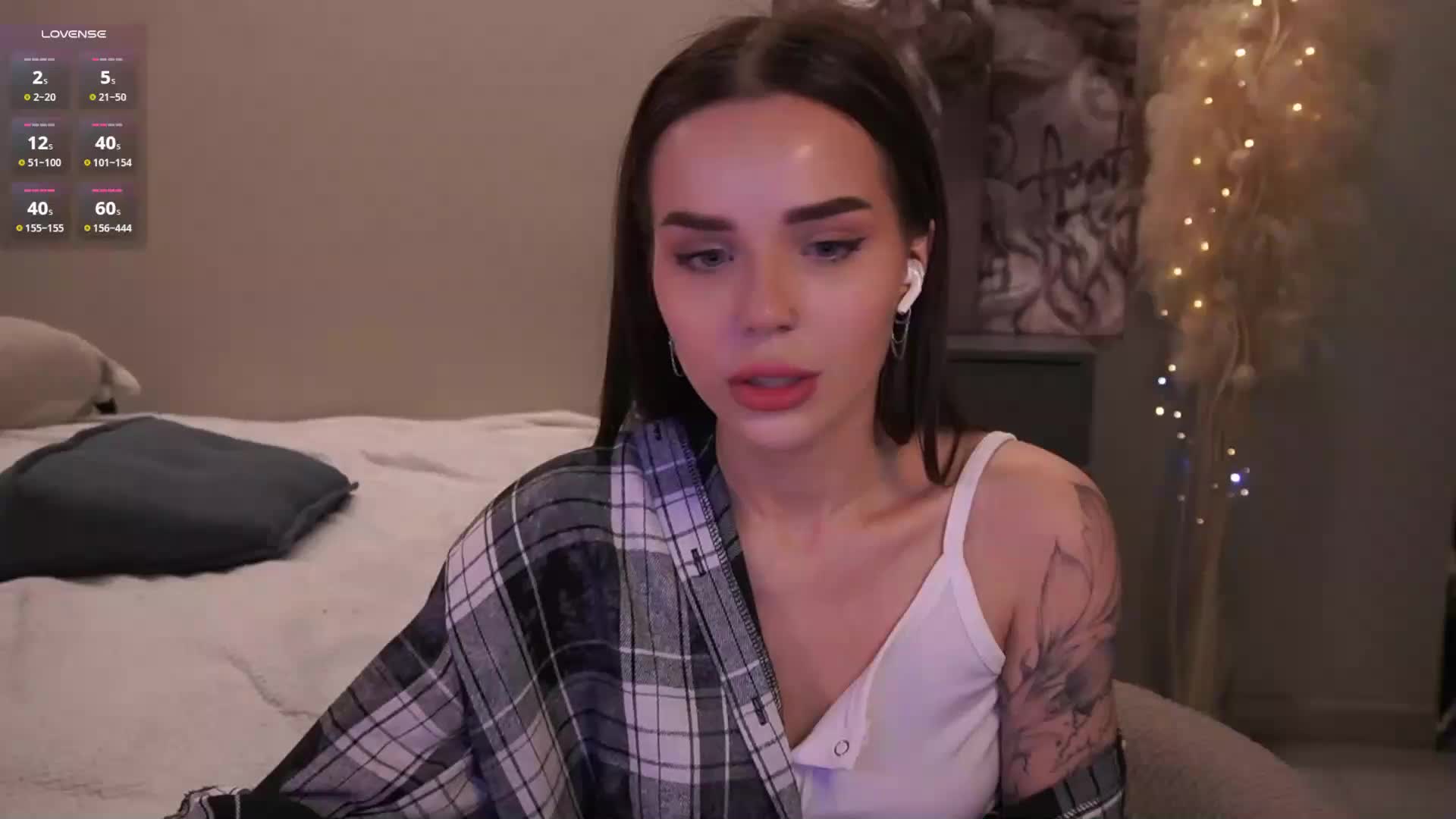 MiniNika Live Sex December 15, 2025