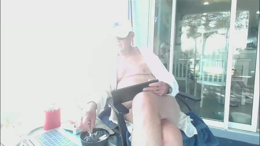 smallpenisbigtongue Live Sex December 17, 2025