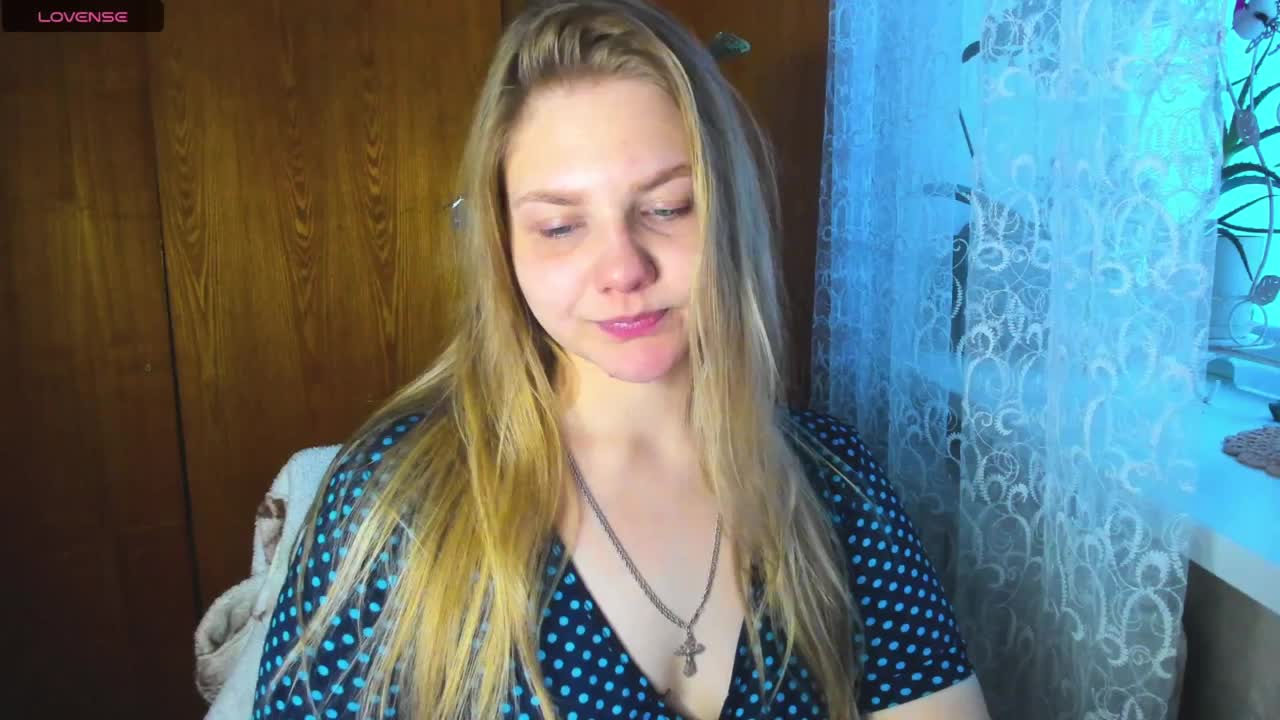 Emma-Frizea Live Sex December 13, 2025