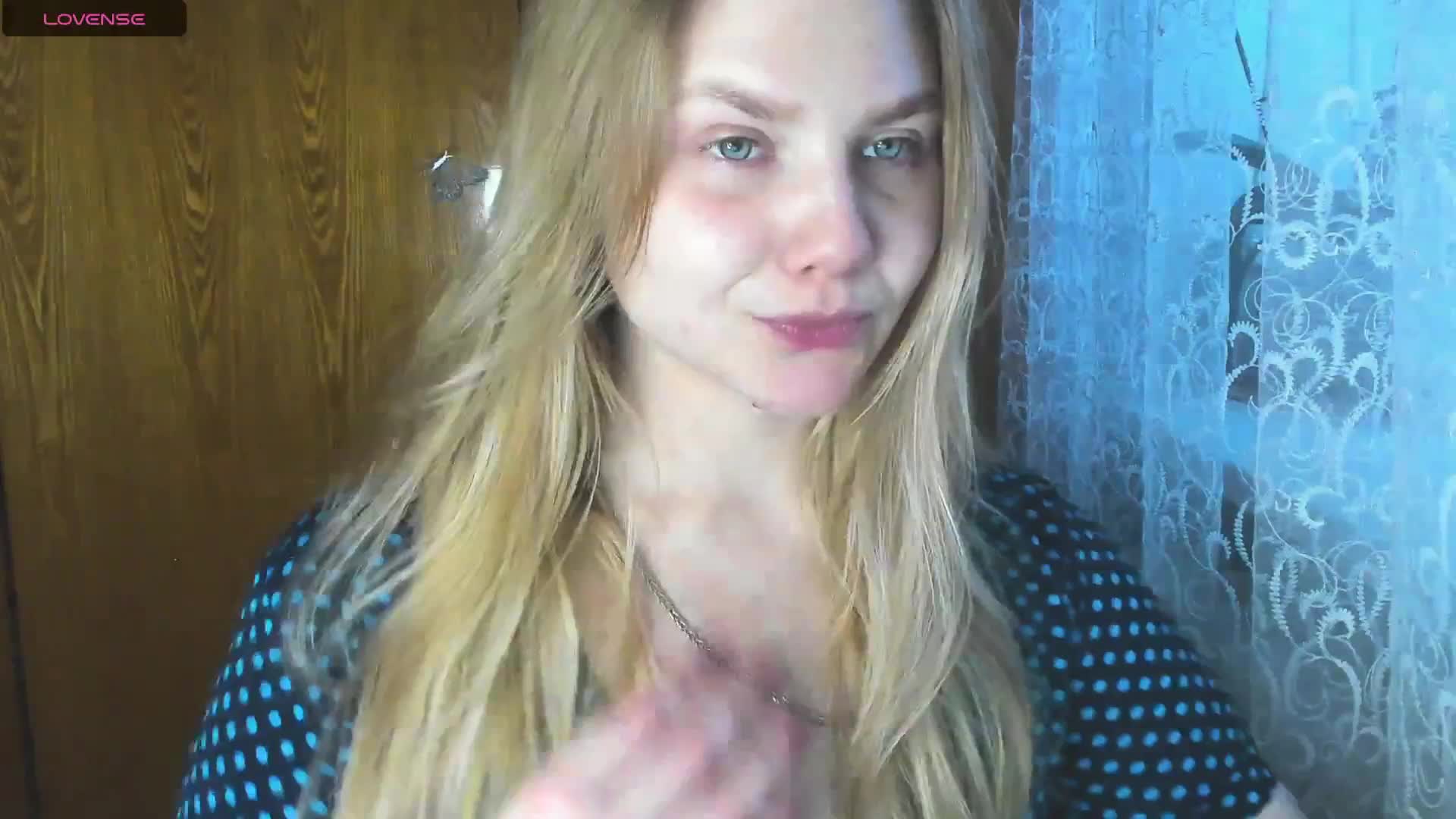 Emma-Frizea Live Sex December 13, 2025