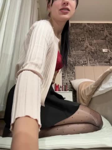 Valeria--sweet Live Sex December 13, 2025