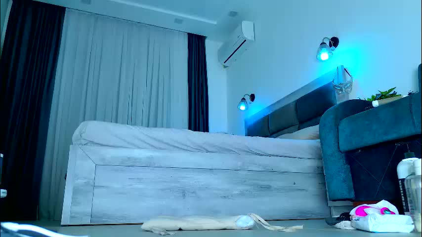 brenda_m00n Live Sex December 17, 2025
