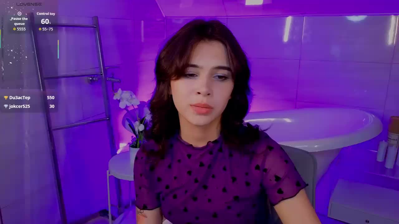 CoralineJones Live Sex December 17, 2025