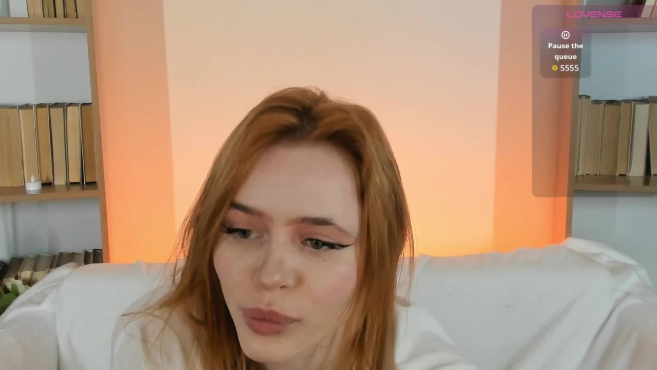 Phoenix_Margo Live Sex December 14, 2025