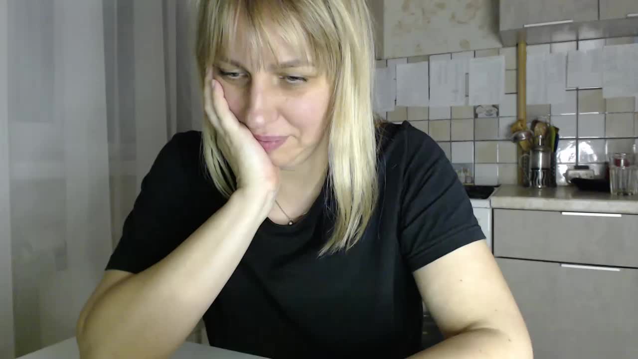 Karmella Live Sex December 13, 2025