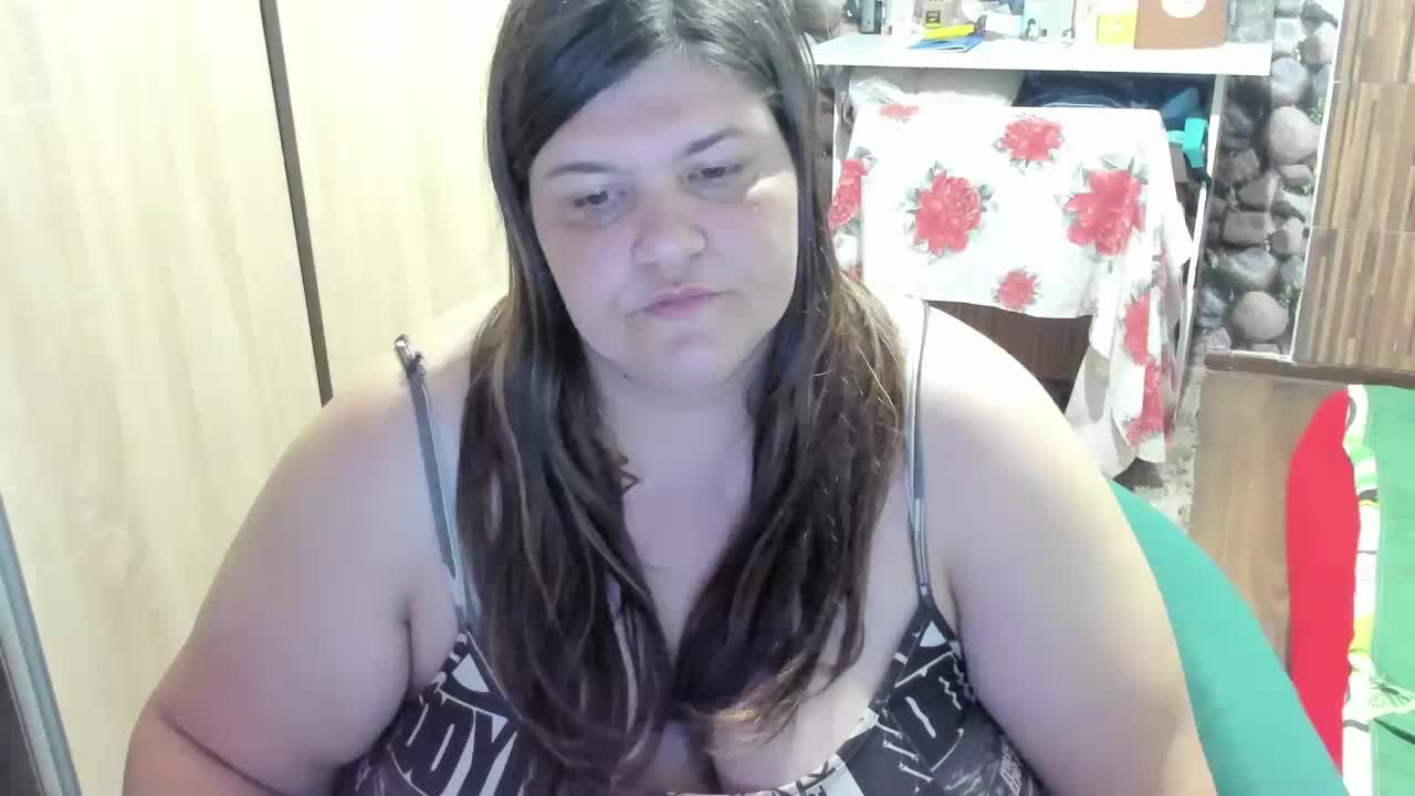 Ionysexylips69 Live Sex December 17, 2025