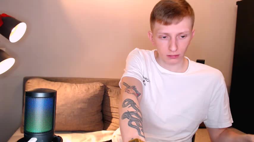 juliaanddima Live Sex December 17, 2025