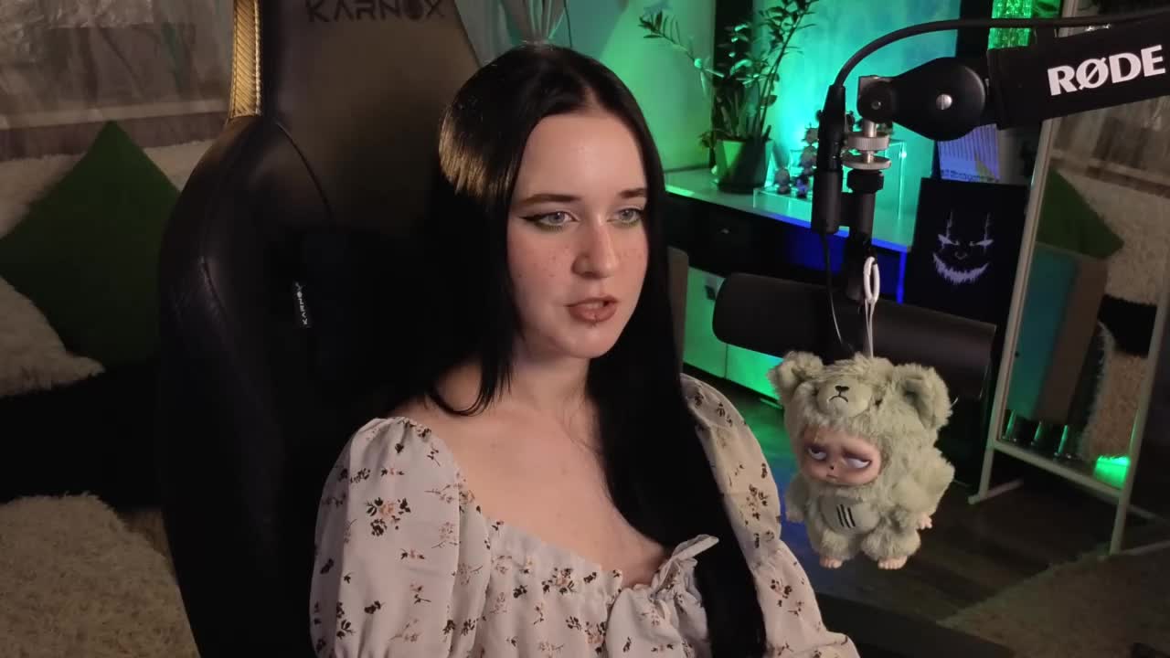 Kira_Li_Lime Live Sex December 13, 2025