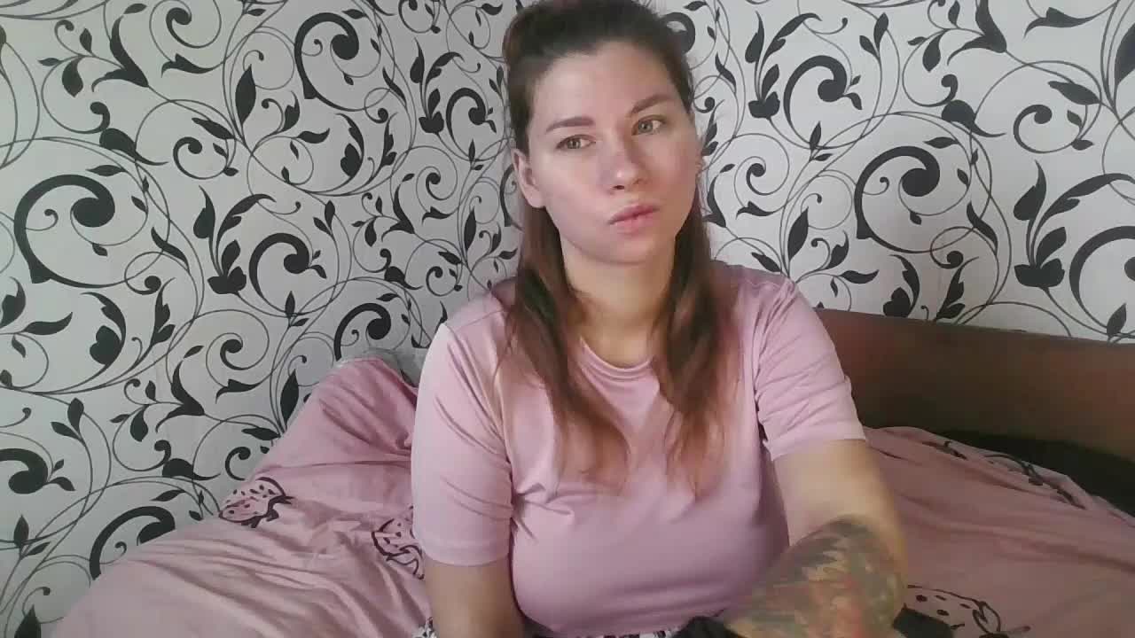 YourEmilie Live Sex December 13, 2025