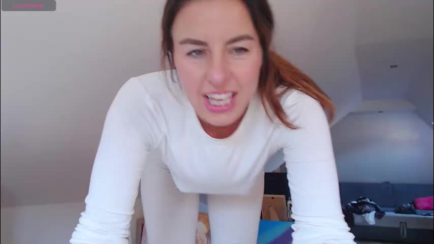 emerald_kittycat Live Sex November 5, 2025