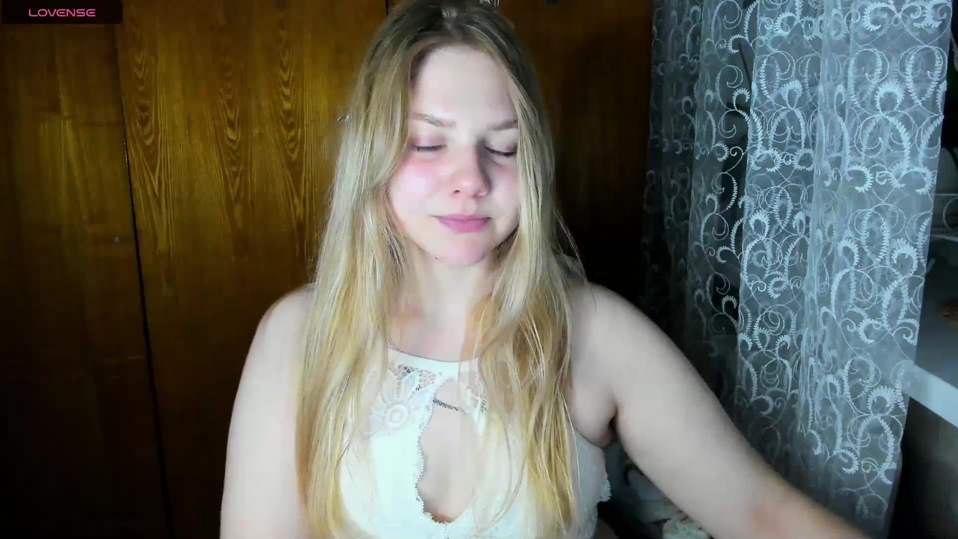 Emma-Frizea Live Sex December 13, 2025