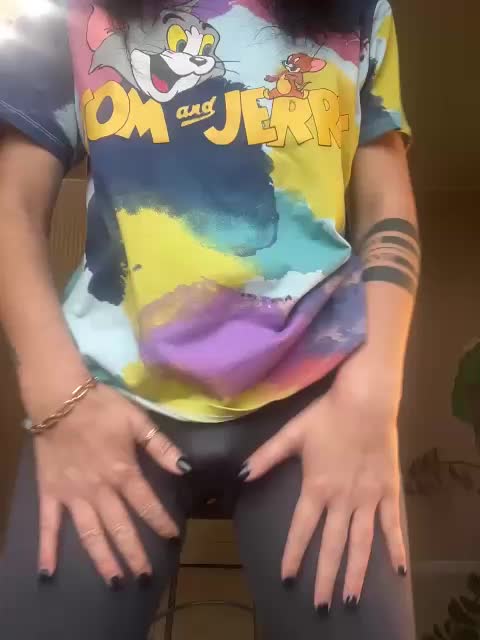 Karolina_Milf Live Sex December 13, 2025