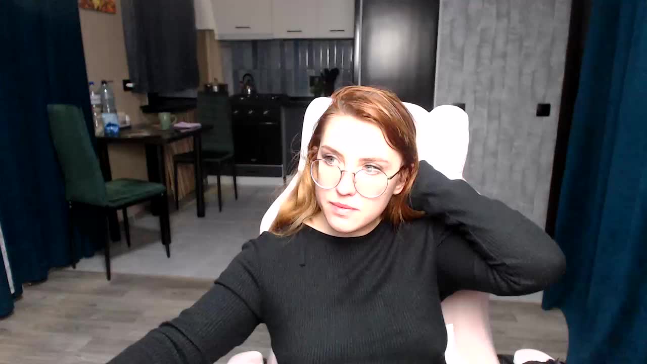 Regimasmile Live Sex December 13, 2025