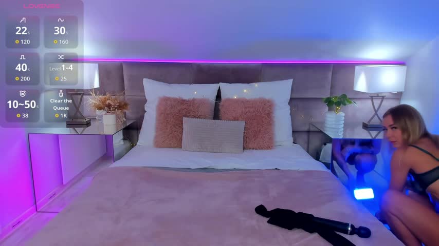 SusanBlair Live Sex December 17, 2025