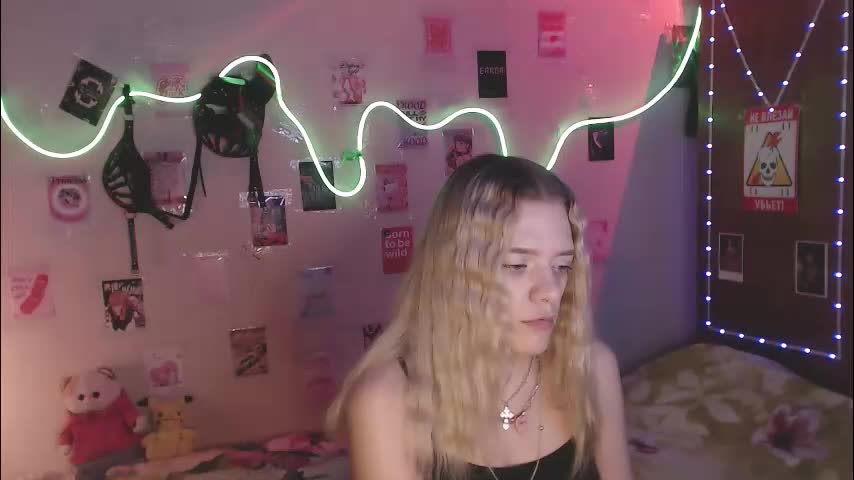 your_horny_friends Live Sex December 13, 2025