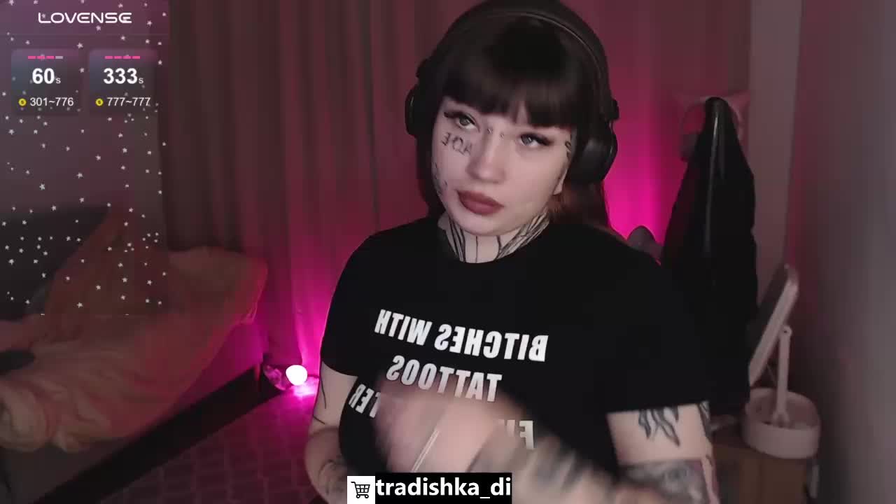 tradishka Live Sex December 13, 2025