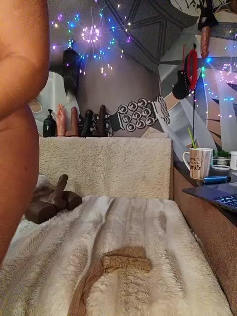 DianaAhTender Live Sex December 13, 2025