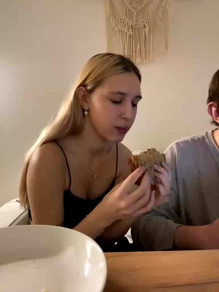 lina_wap Live Sex December 19, 2025