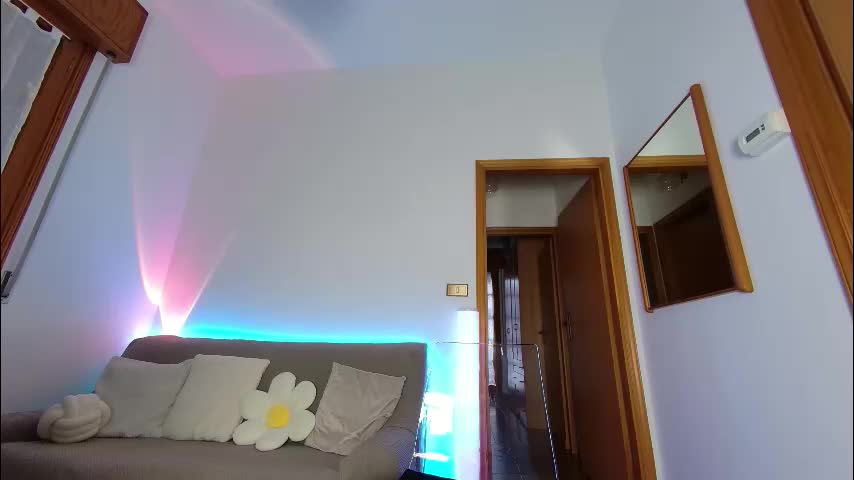 natalie10g Live Sex December 14, 2025