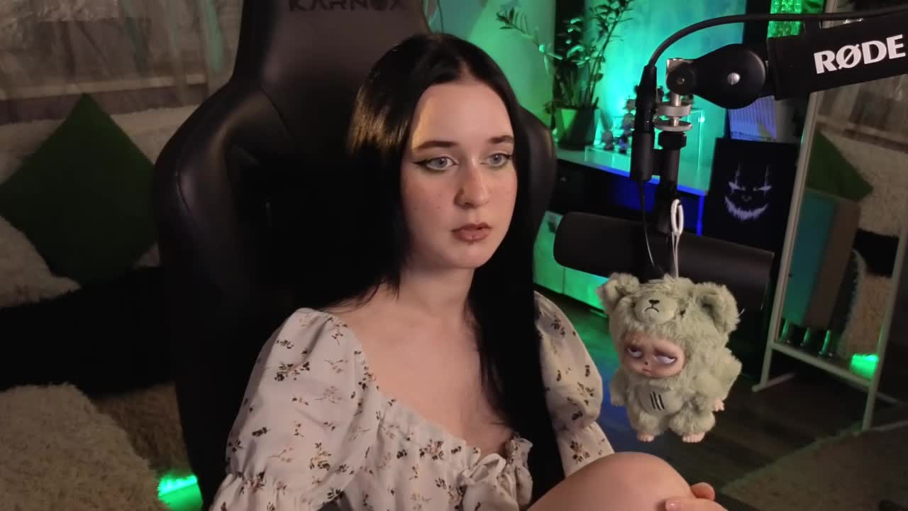 Kira_Li_Lime Live Sex December 13, 2025