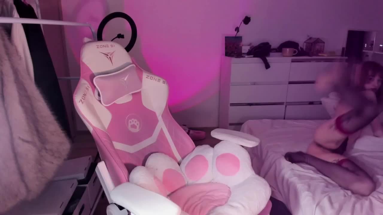 mnepohuyy Live Sex December 13, 2025