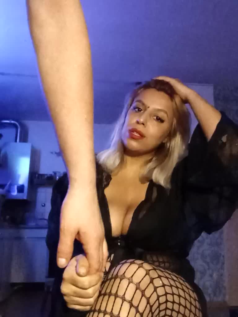 SunnyLeo88 Live Sex December 14, 2025