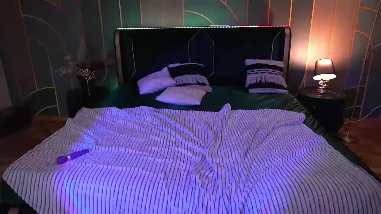 LunaLicks Live Sex 2025.11.06