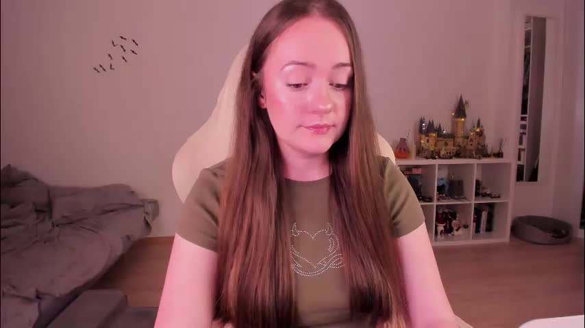 lil_happiness Live Sex December 12, 2025