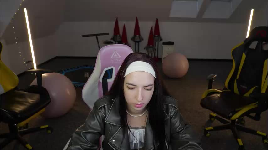 sheryl_elegance Live Sex December 15, 2025