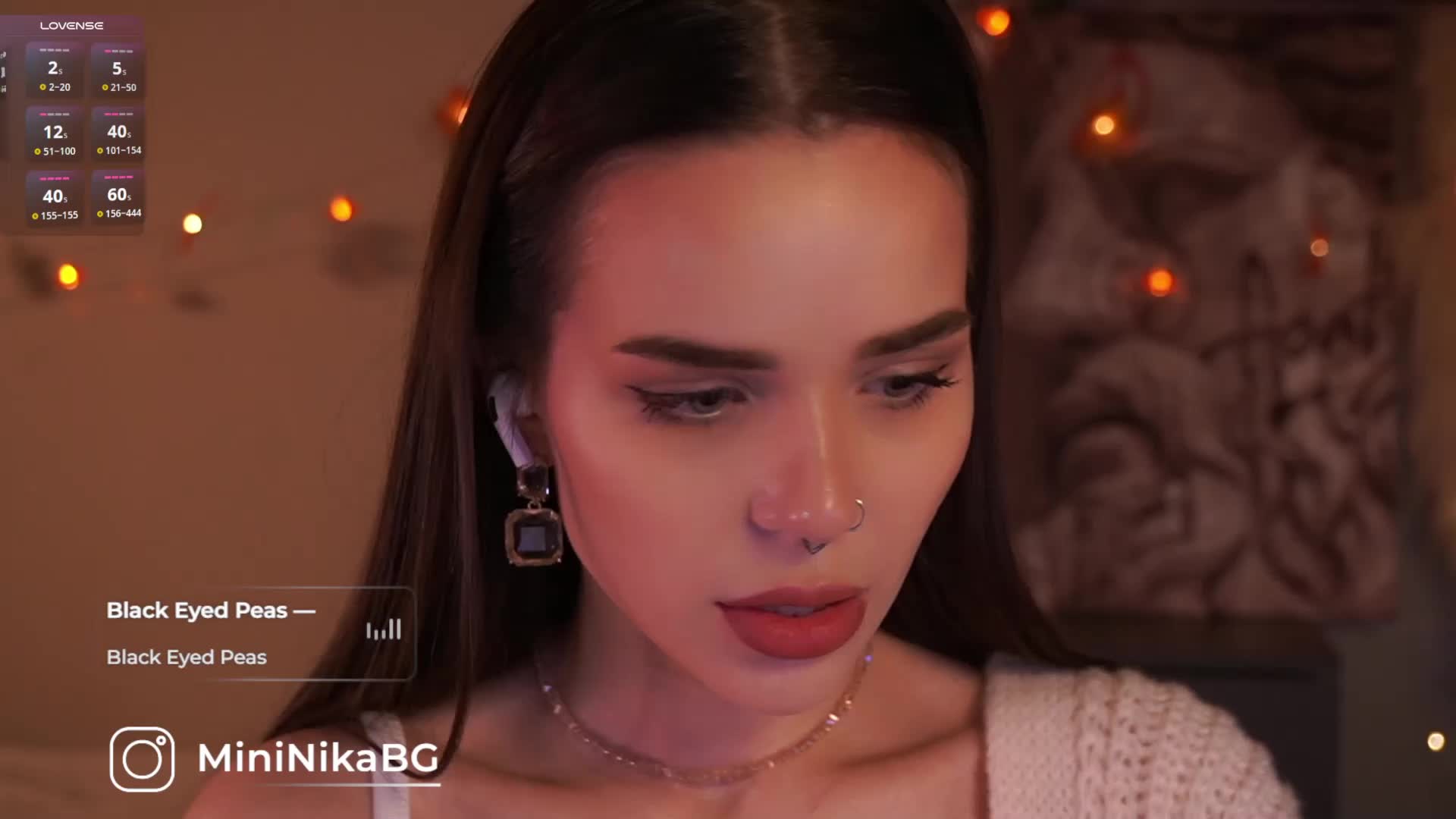 MiniNika Live Sex December 15, 2025