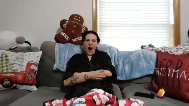 anne12369 Live Sex December 12, 2025