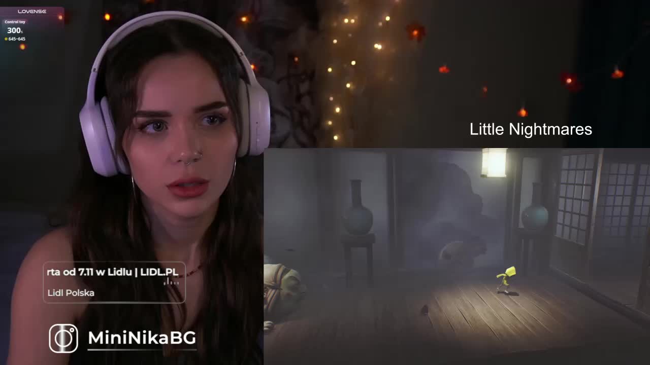 MiniNika Live Sex December 15, 2025