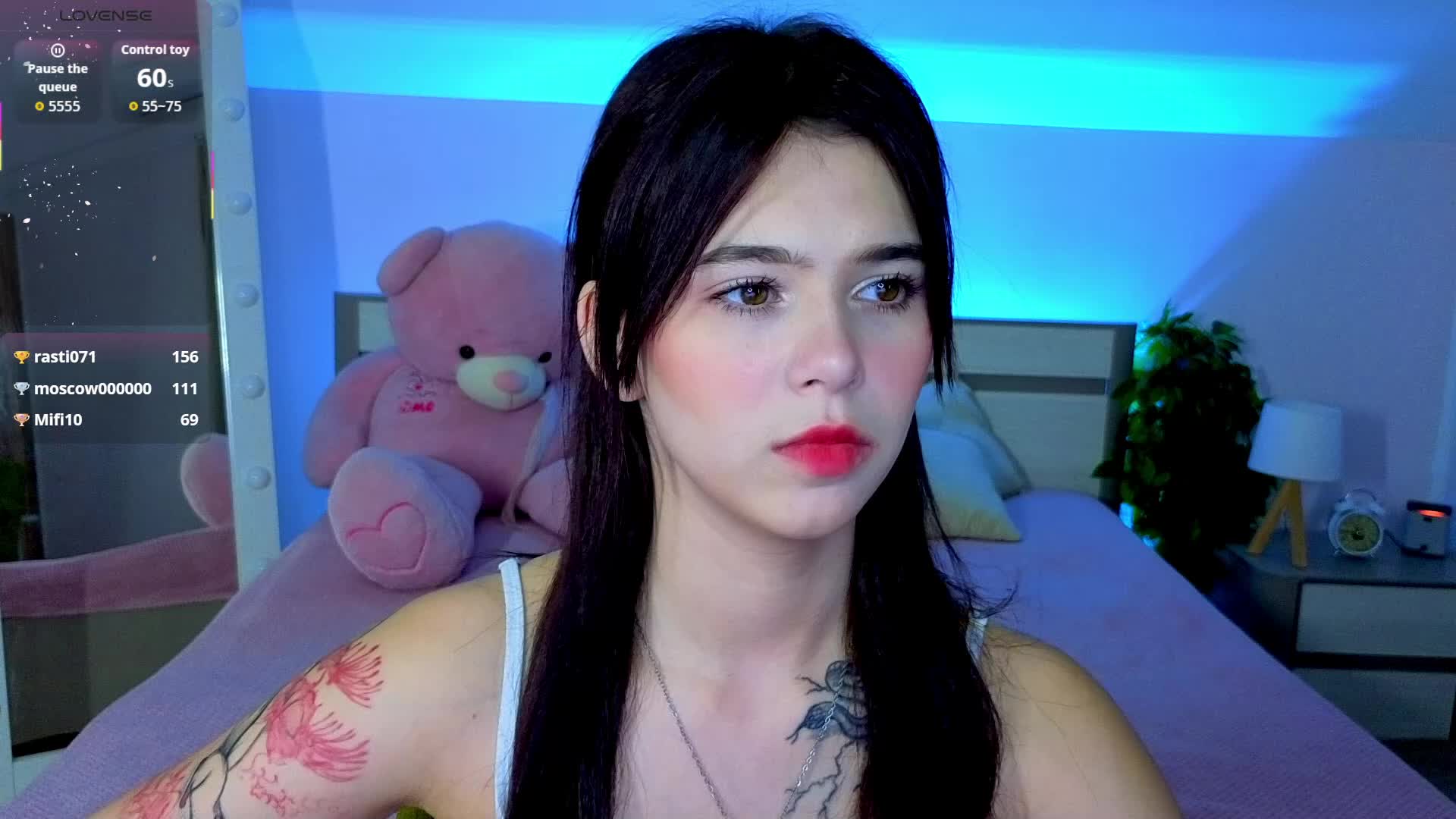 CoralineJones Live Sex December 17, 2025