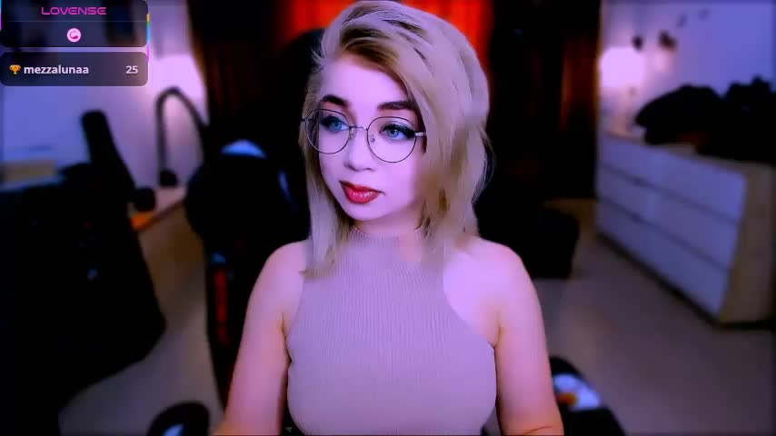 littleSiyfairy Live Sex December 13, 2025