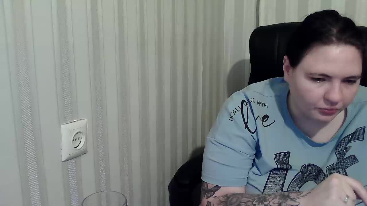 XLisaBlueX Live Sex December 13, 2025