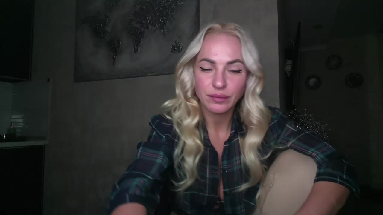 annamari1563 Live Sex December 14, 2025