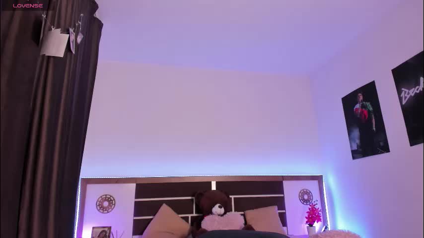 sweet_girl_next_door Live Sex December 13, 2025