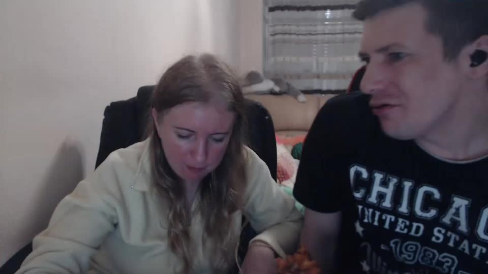 jenisandpeter Live Sex December 17, 2025