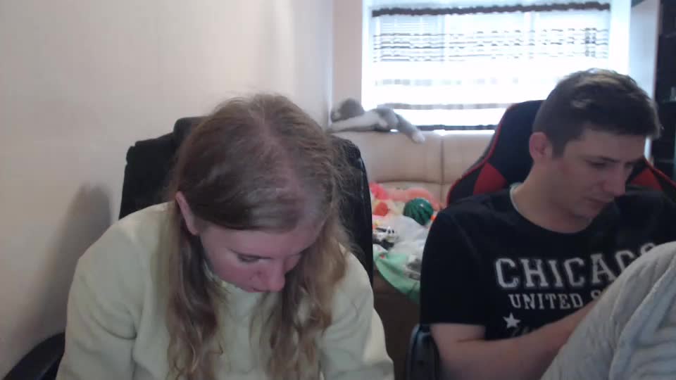 jenisandpeter Live Sex December 17, 2025