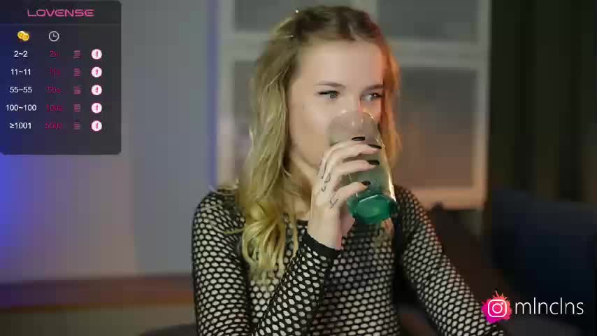 mel-collins Live Sex December 17, 2025