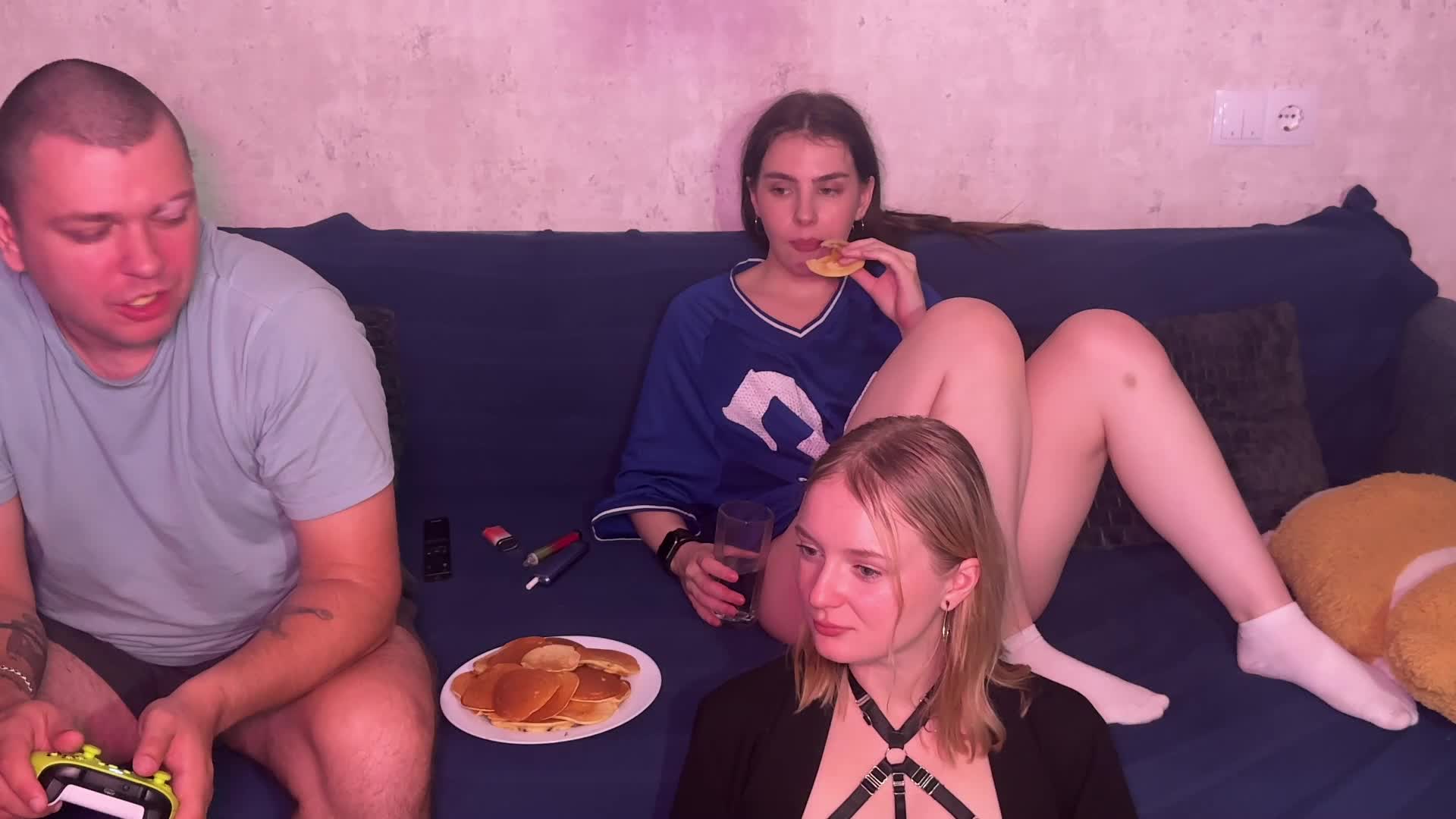 Maliinaa Live Sex December 14, 2025