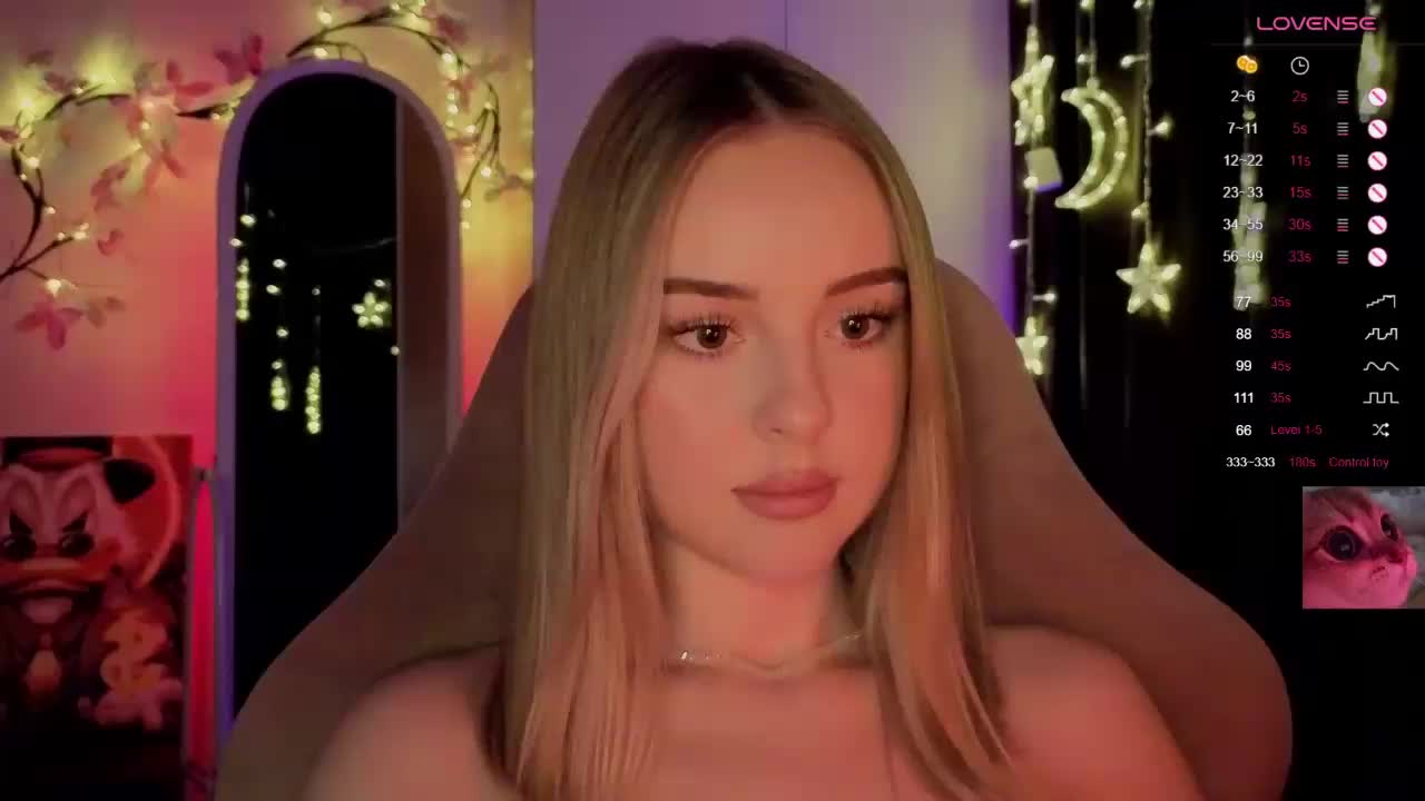 Nestyzz Live Sex December 15, 2025