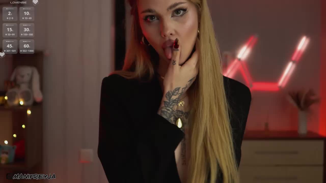ManiFreyja Live Sex December 13, 2025