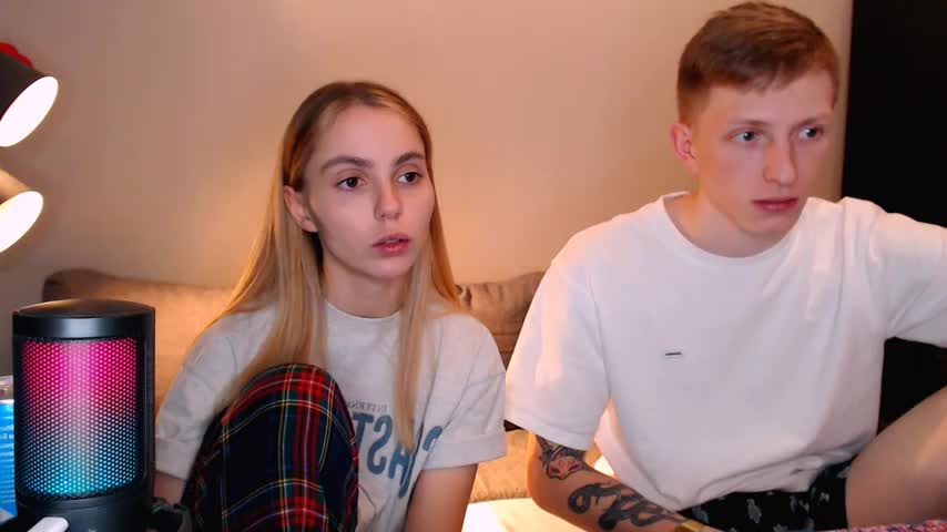 juliaanddima Live Sex December 17, 2025